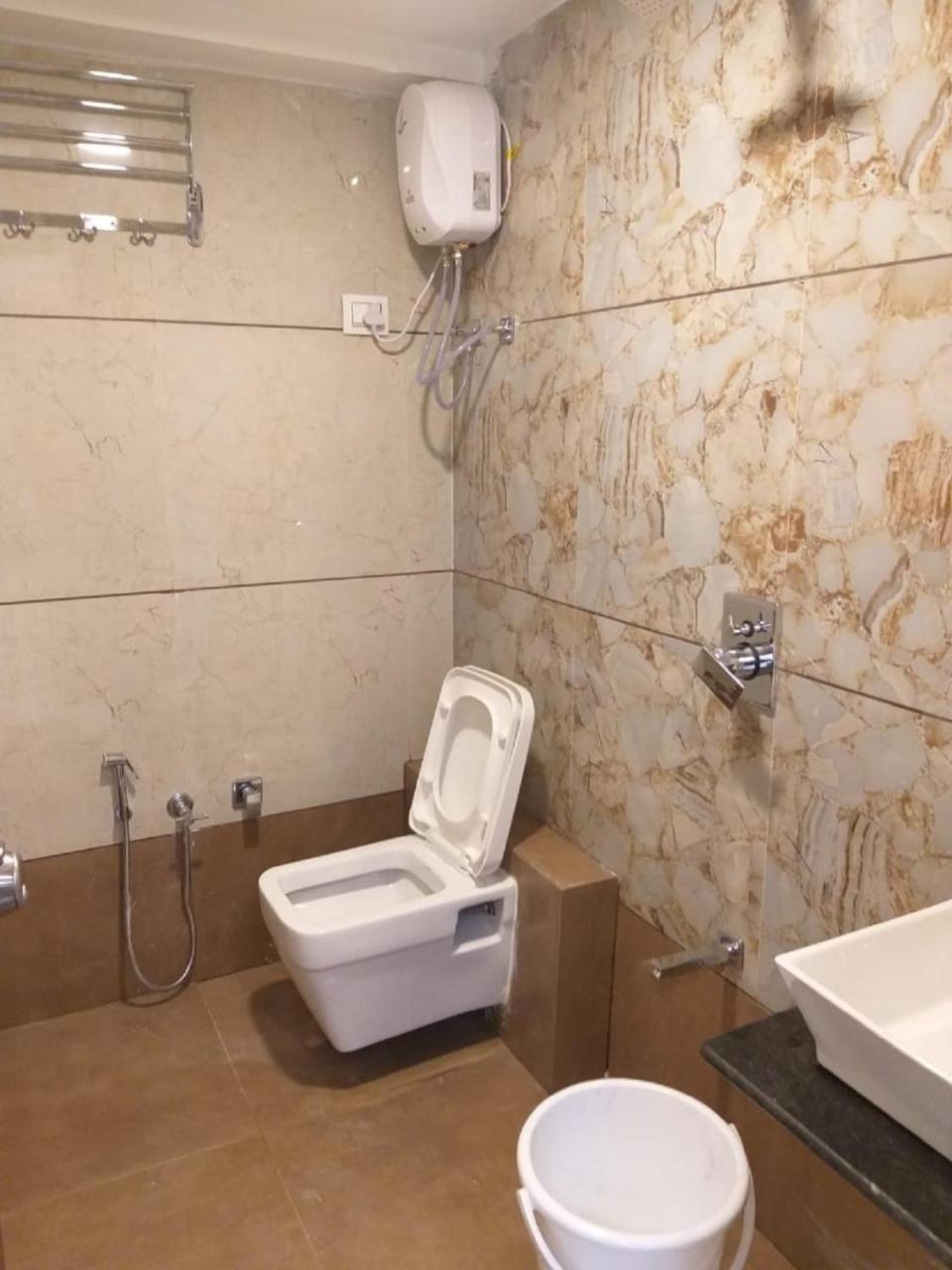 Hotel Royal King By Sky Stays Ahmadabad Zewnętrze zdjęcie