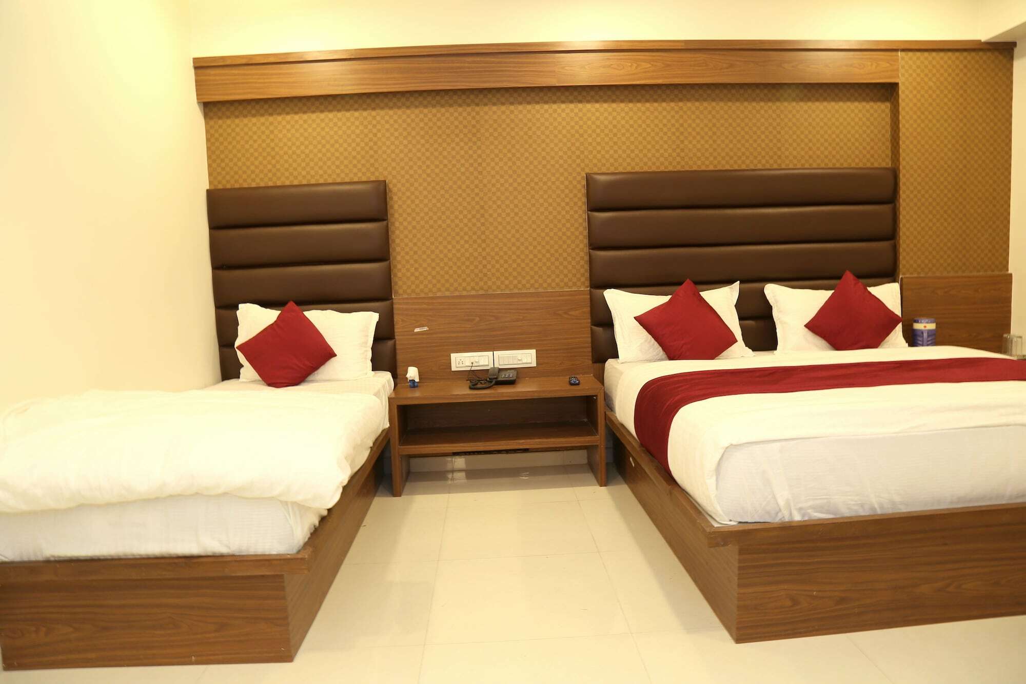 Hotel Royal King By Sky Stays Ahmadabad Zewnętrze zdjęcie