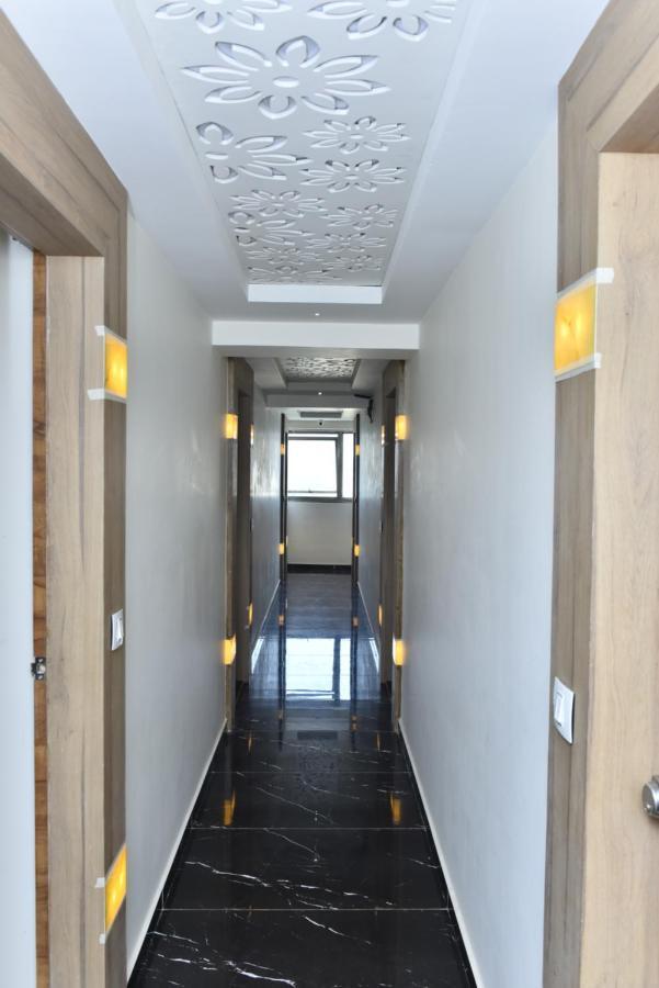 Hotel Royal King By Sky Stays Ahmadabad Zewnętrze zdjęcie