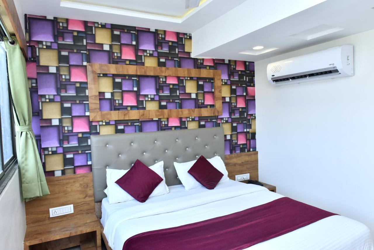 Hotel Royal King By Sky Stays Ahmadabad Zewnętrze zdjęcie