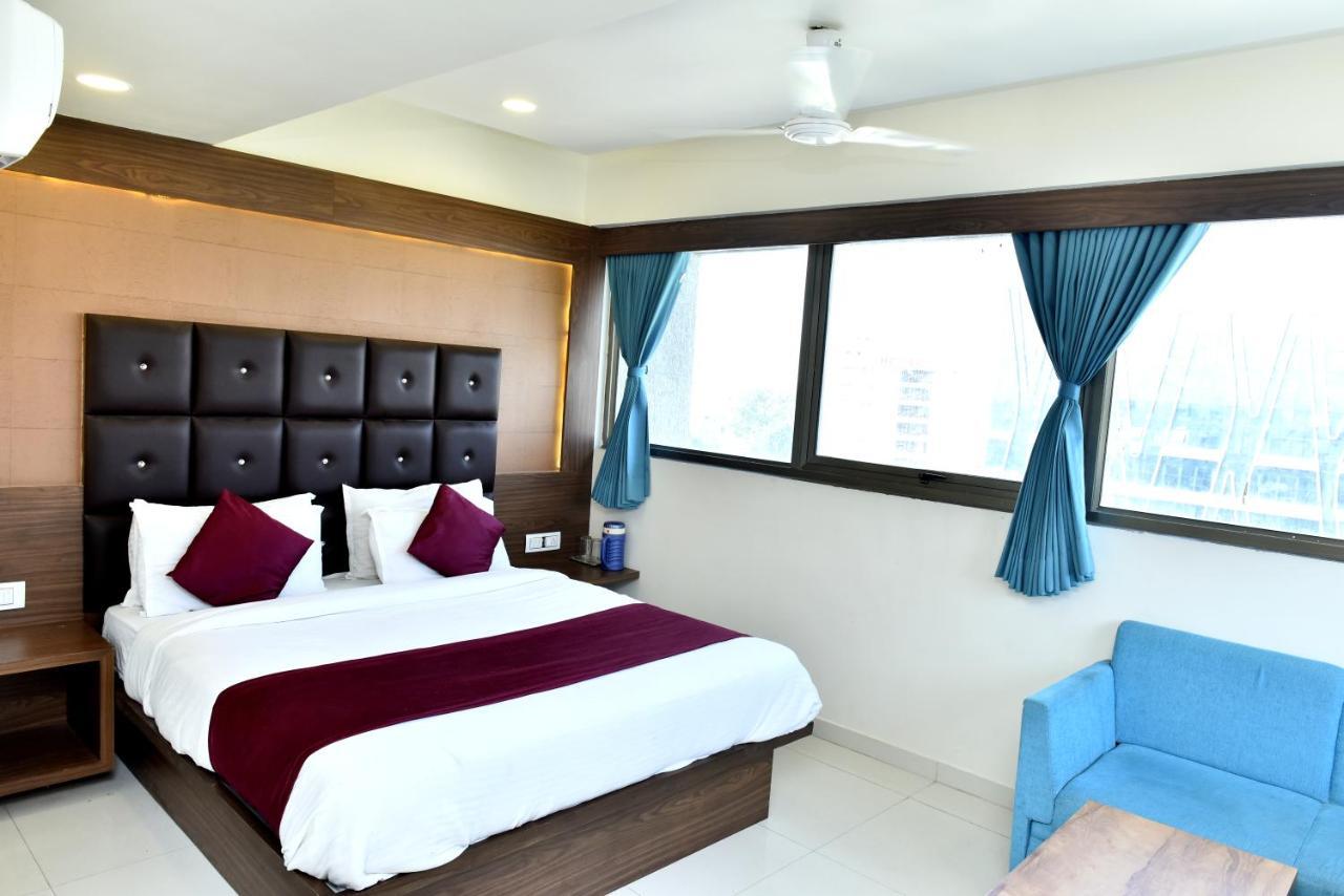 Hotel Royal King By Sky Stays Ahmadabad Zewnętrze zdjęcie